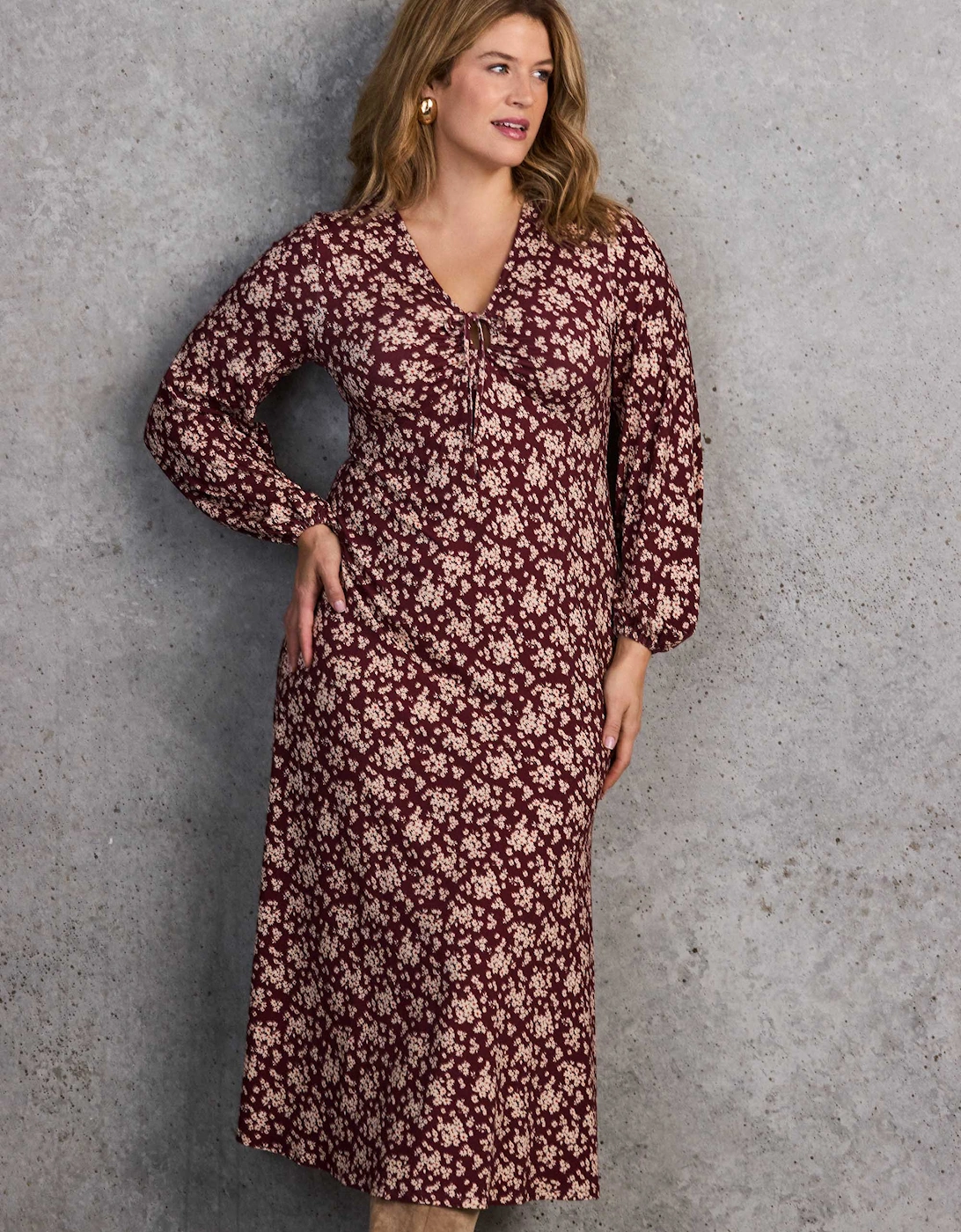 Red Ditsy Tie Keyhole Jersey Dress