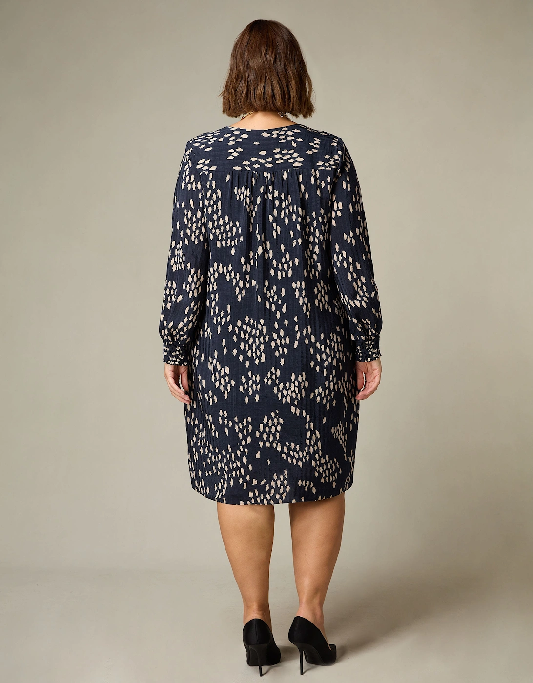 Stone Dash Print Pleat Front Chuck On Dress