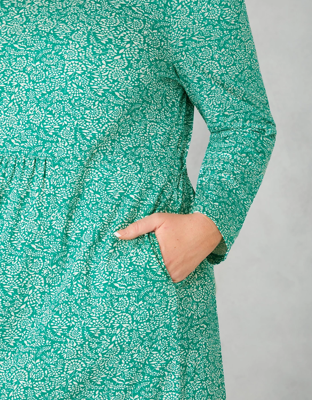 Green Ditsy Leaf Cotton Slub Tiered Midi Dress