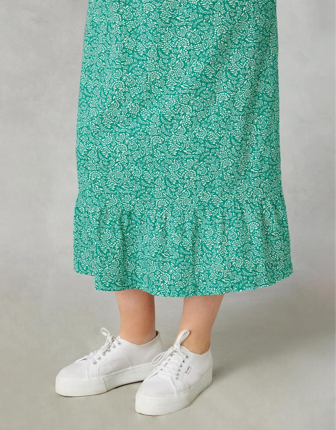 Green Ditsy Leaf Cotton Slub Tiered Midi Dress