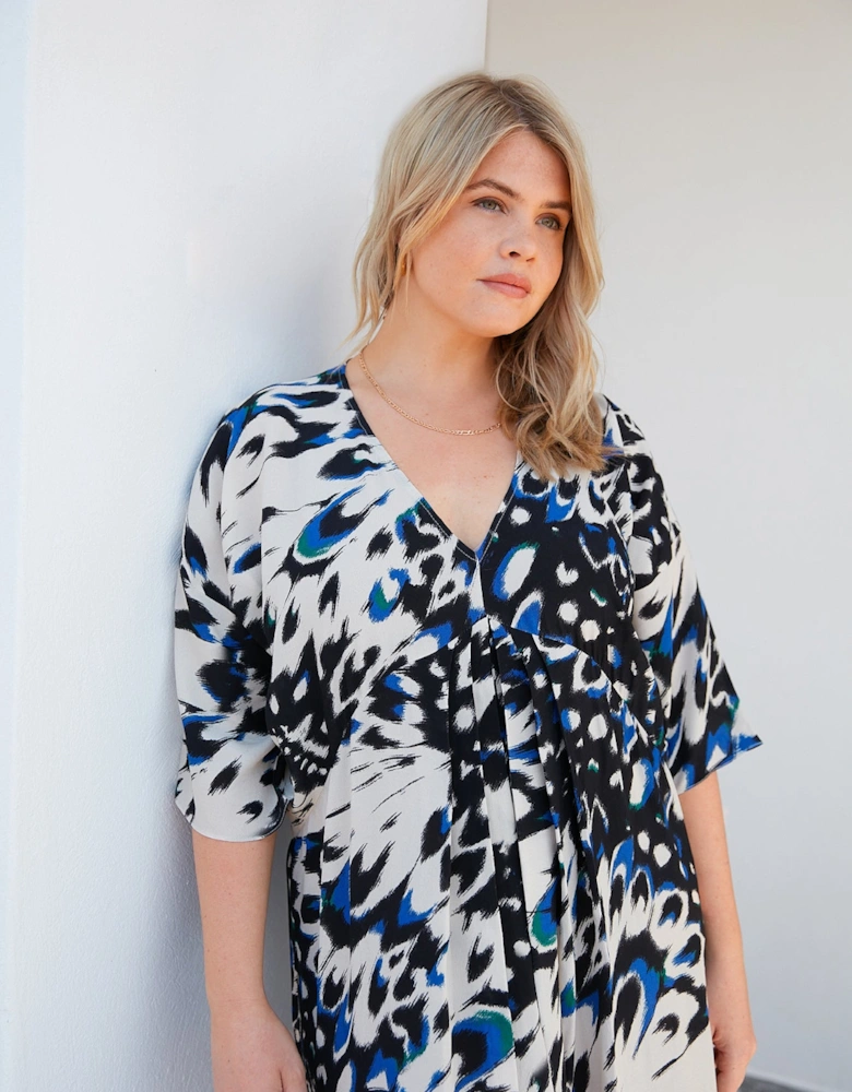 Butterfly Print V-Neck Dress