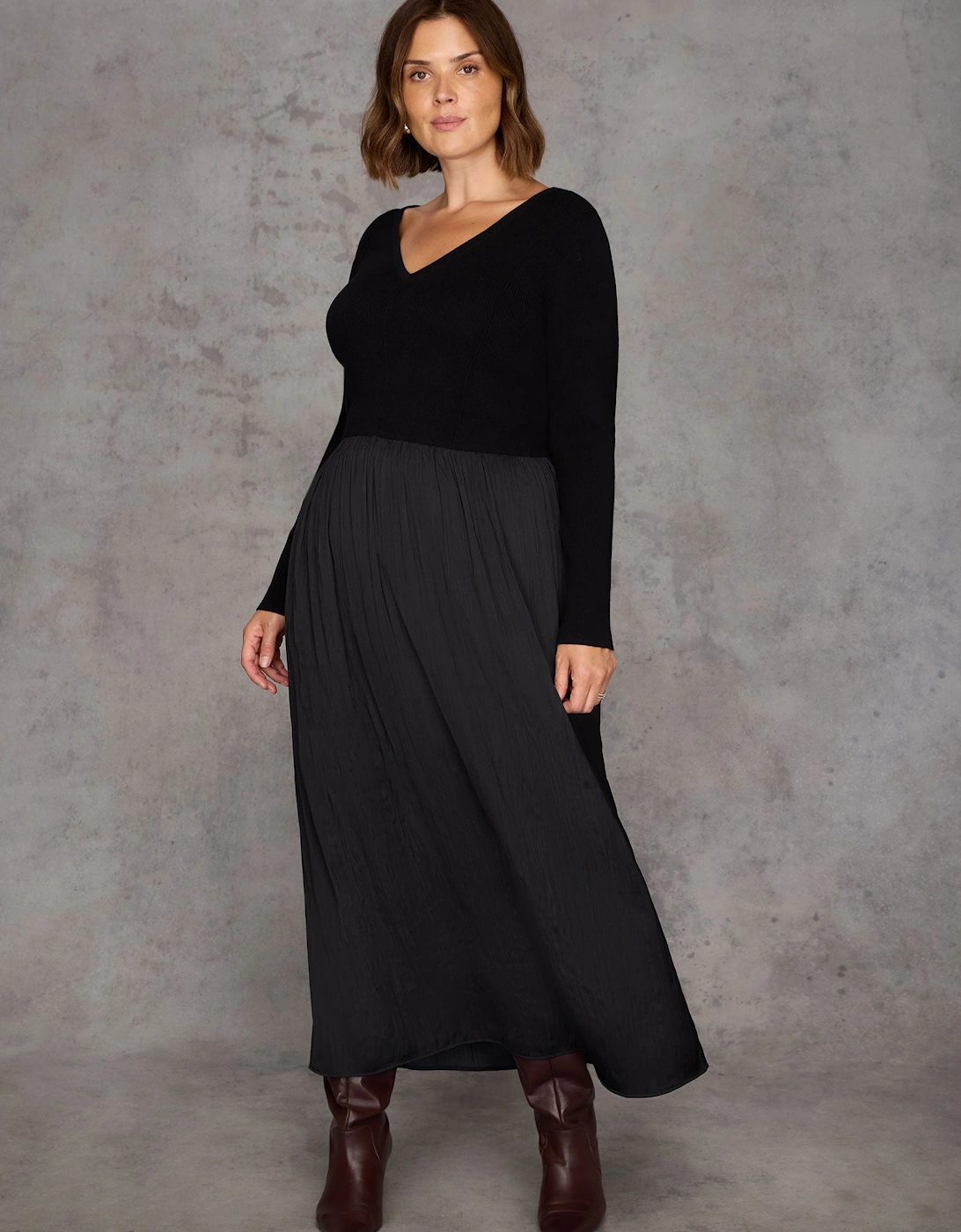 Black Knit Bodice Pleated Skirt Dress