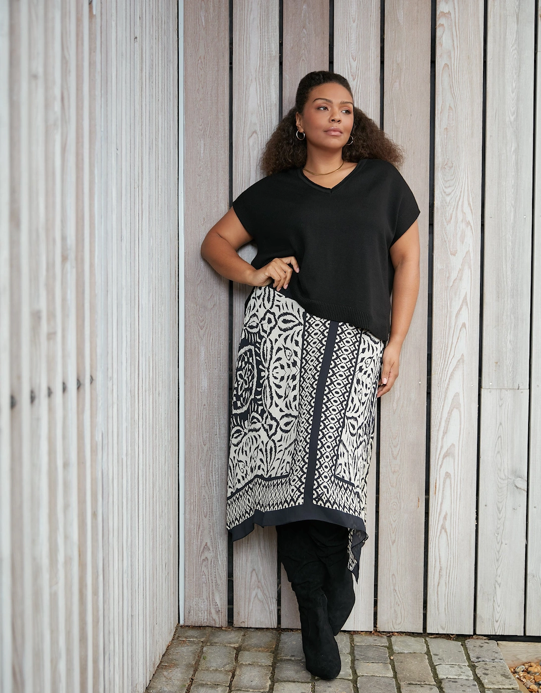 Mono Placement Print Hanky Hem Skirt