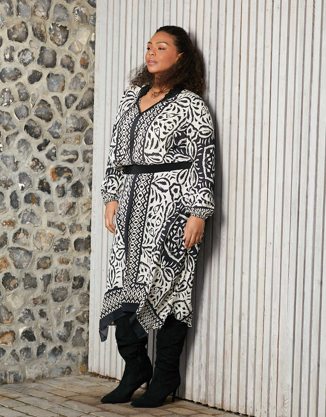 Mono Placement Print Hanky Hem Skirt