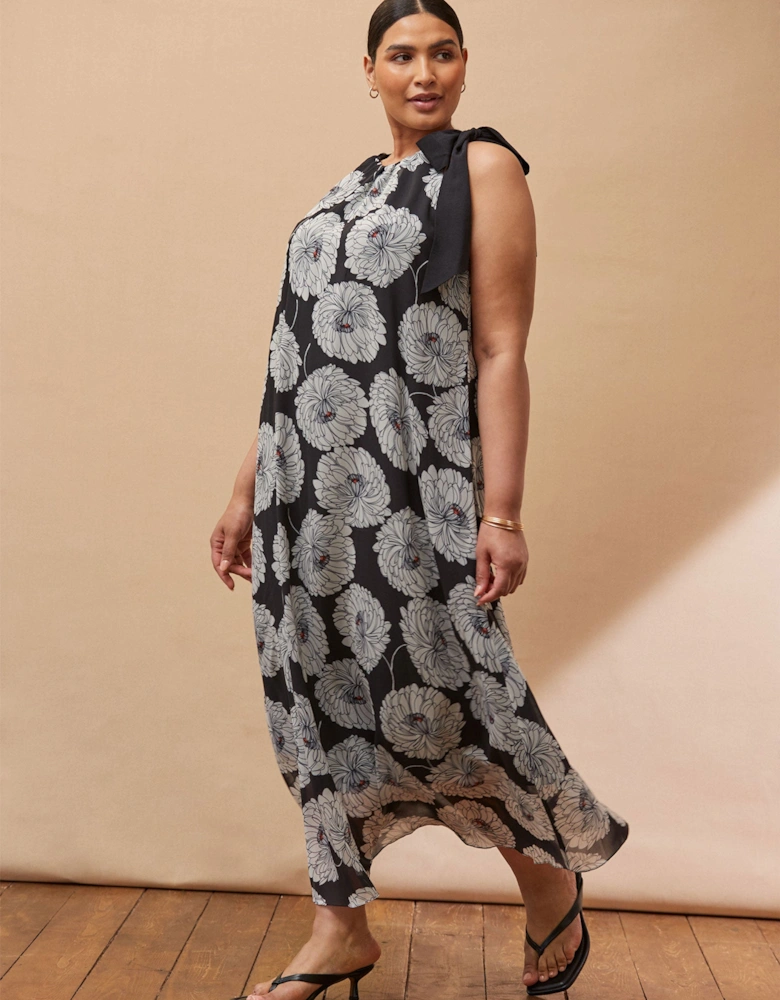Floral Print Halter Neck Maxi Dress