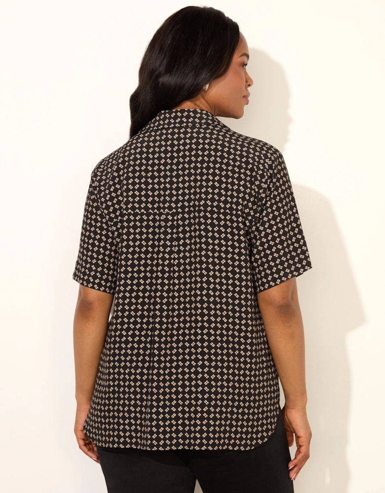 Geo Print Short Sleeve Shirt