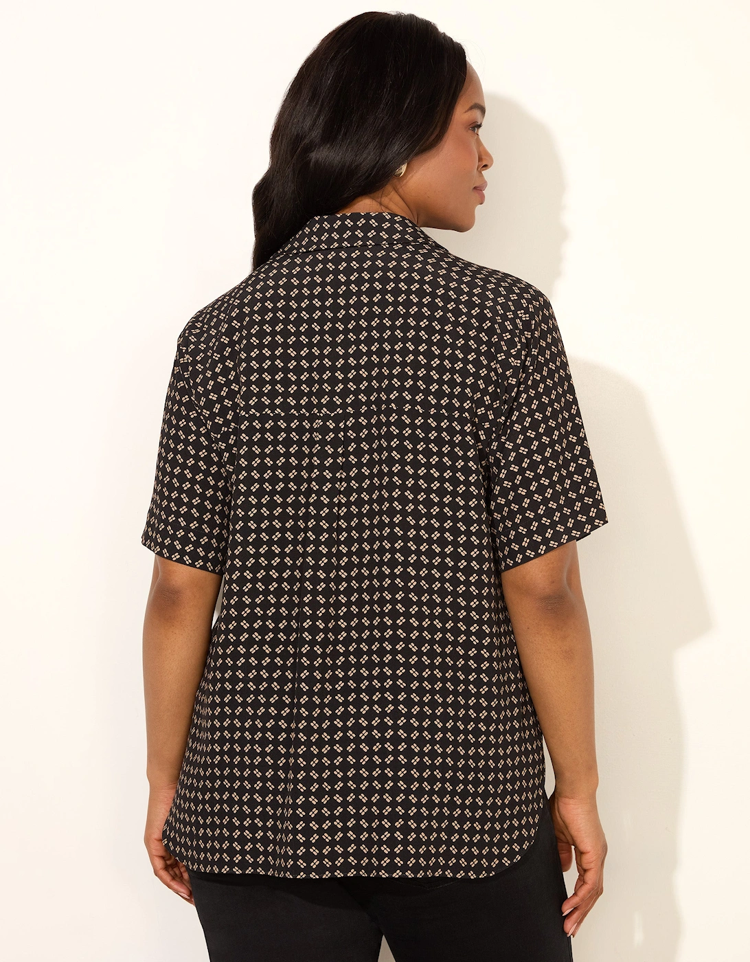 Geo Print Short Sleeve Shirt