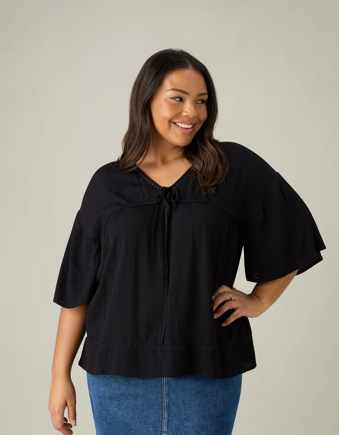 Black Crinkle Tie Front Top