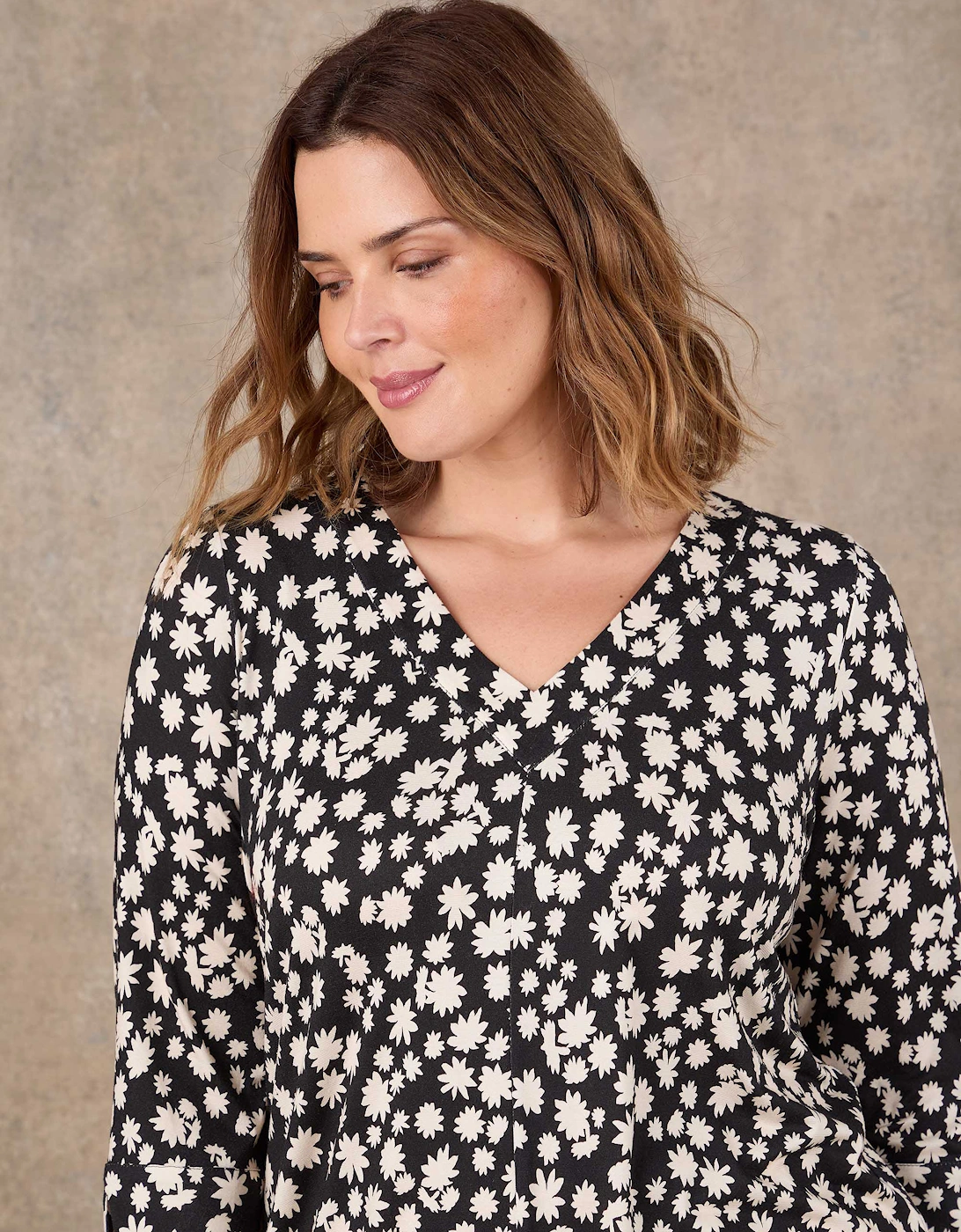 Petite Petite Black Ditsy Print Split Sleeve Tunic