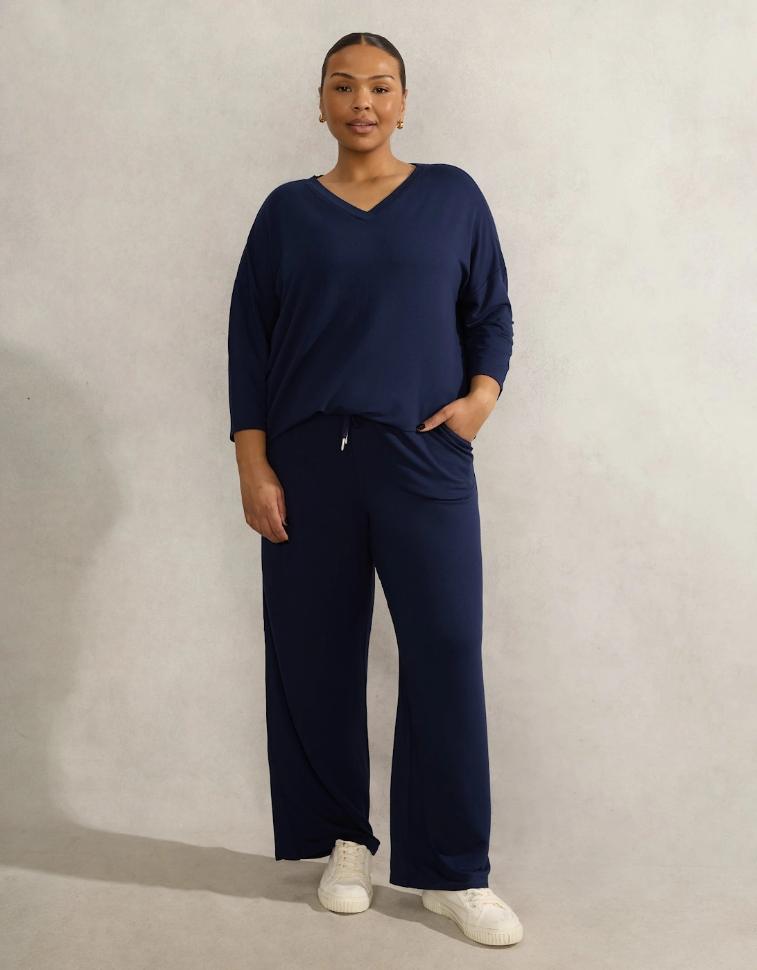 Navy Lightweight Supersoft Straight Leg Pant, 5 of 4
