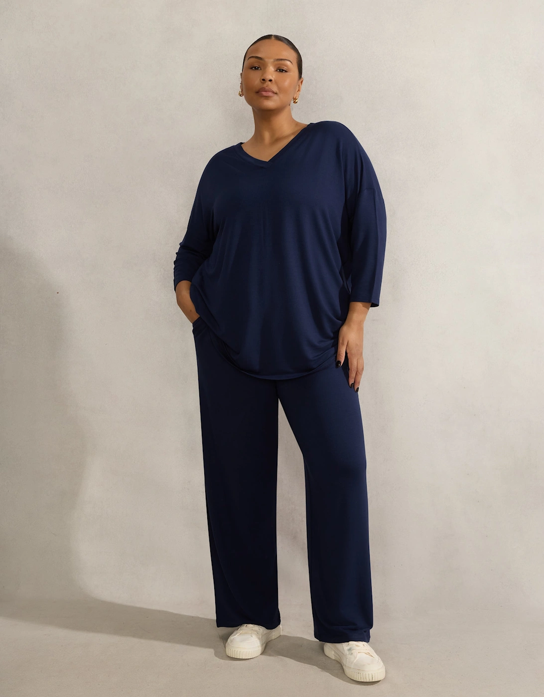 Navy Lightweight Supersoft 3/4 Sleeve Top