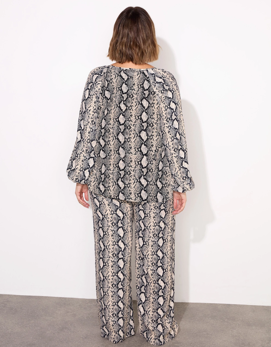 Snake Print Drawstring Wide Leg Trouser