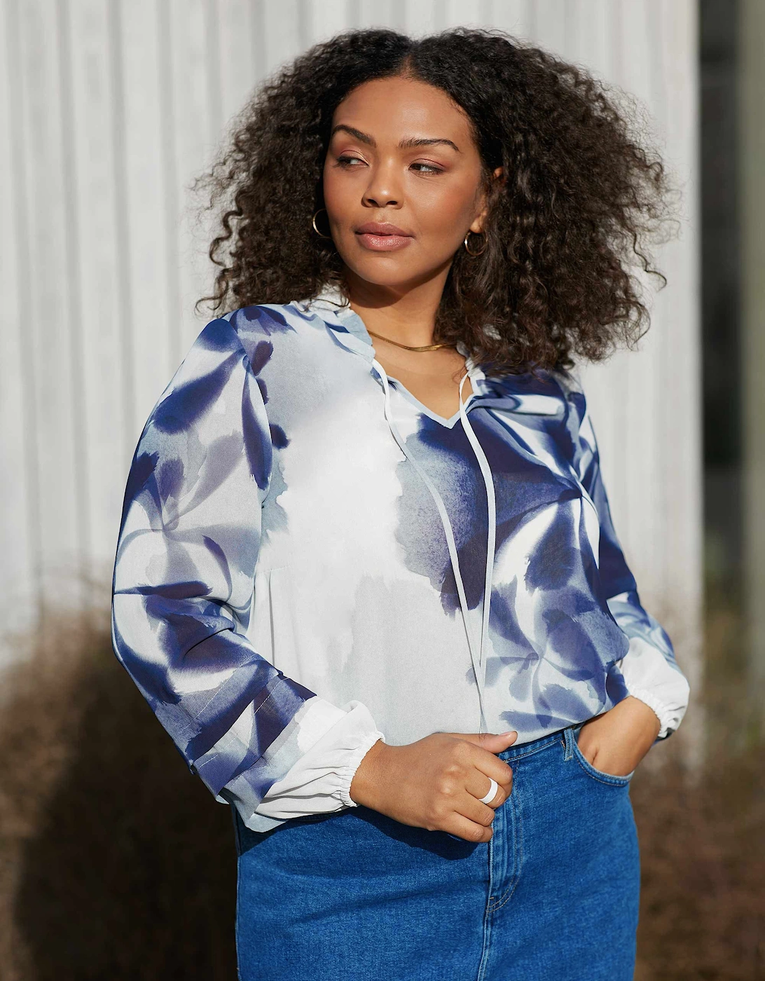 Blue Floral Print Pleat Sleeve Blouse