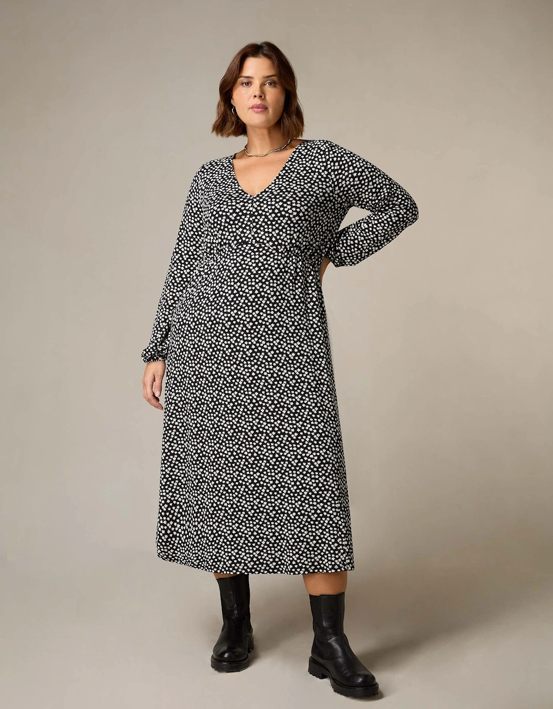 Mono Ditsy Print Jersey Gathered Waist Midi Dress
