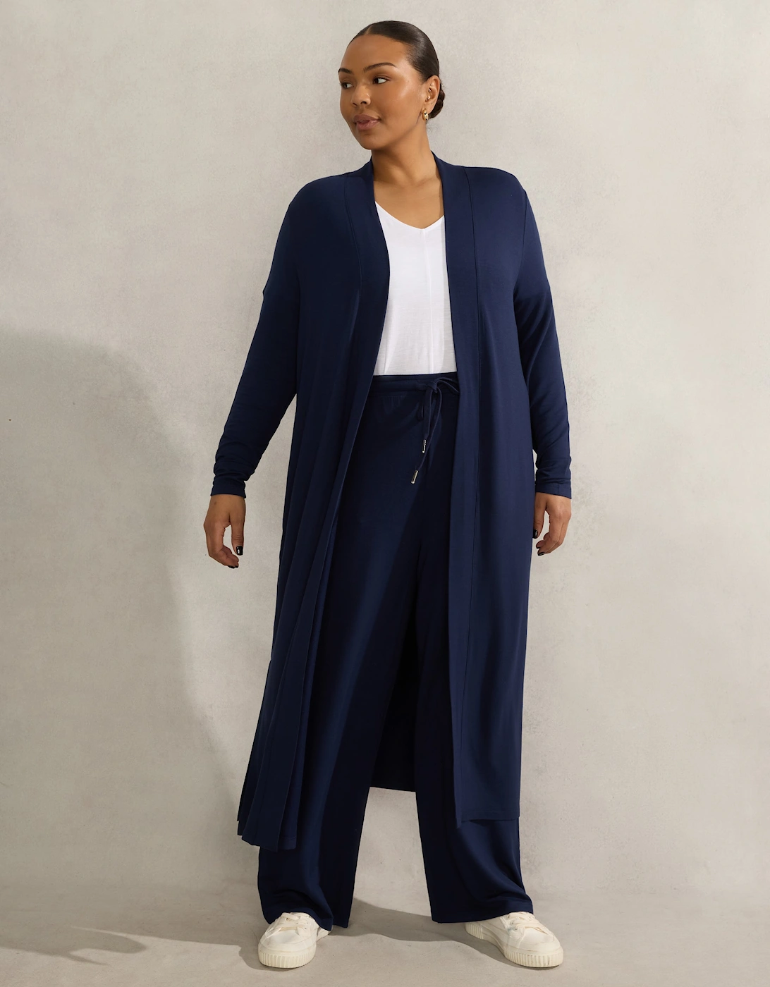 Navy Lightweight Supersoft Straight Leg Pant