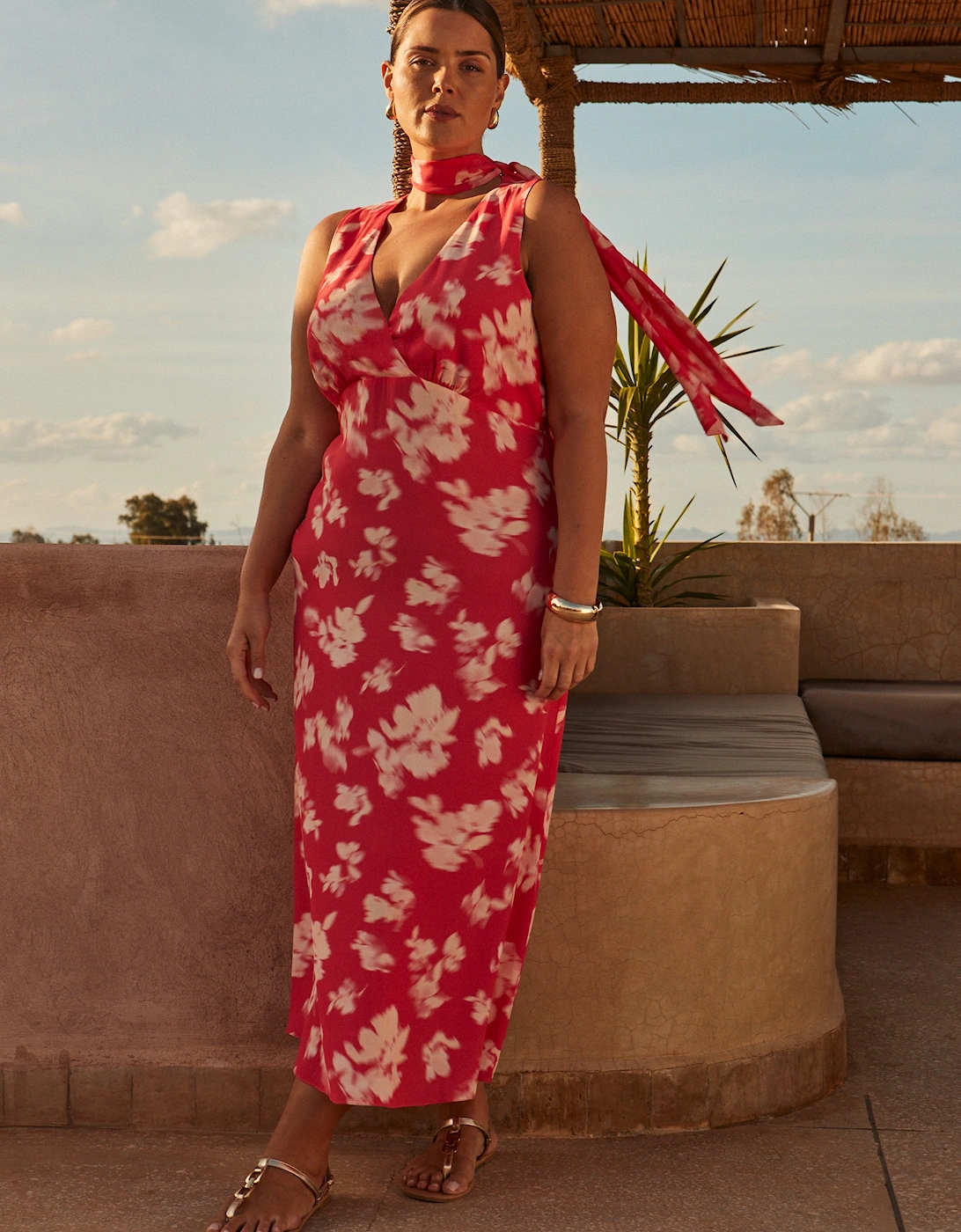 Coral Floral Print Sleeveless Midi Dress With Neck Scarf
