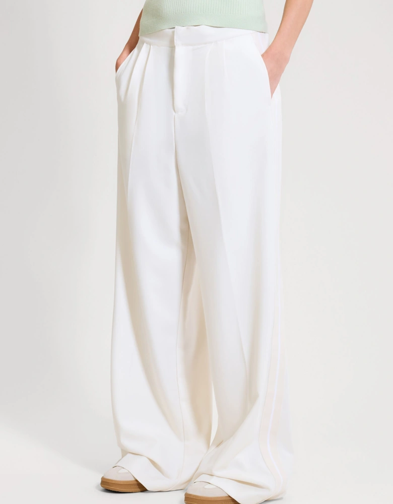 The Umpire Pant - Off White
