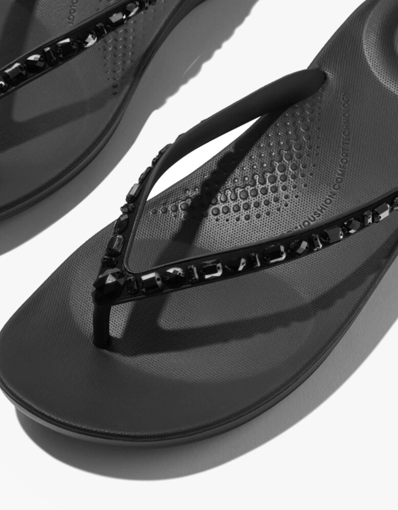 IQUSHION MULTI Womens Toe-Post Sandals All Black