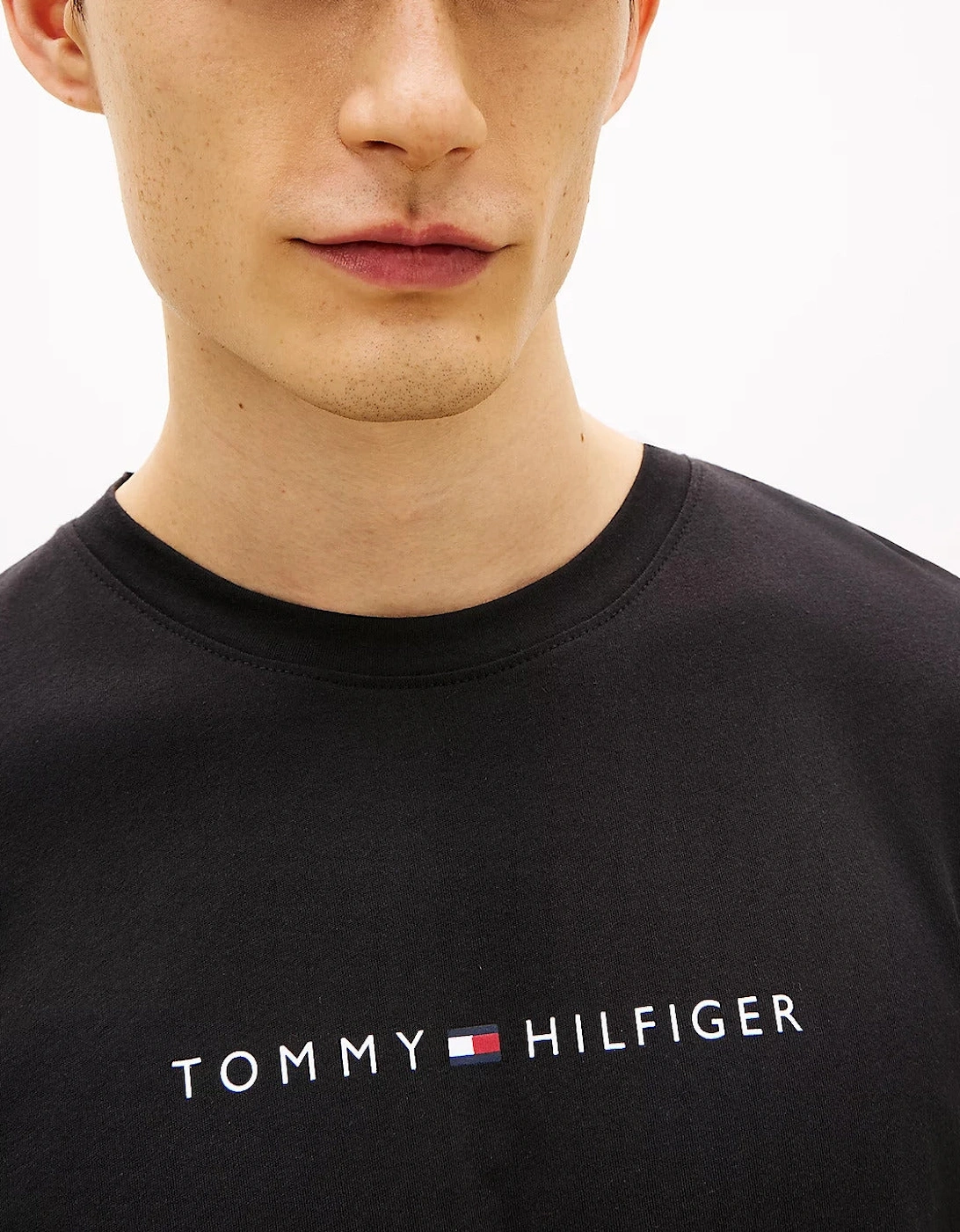 Tommy Hilfiger SS LOGO TEE Mens T-Shirt Black