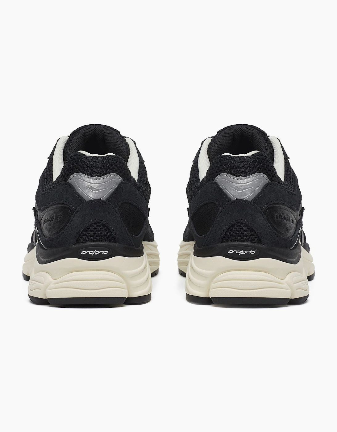 ProGrid Omni 9 Black/Cream Trainers