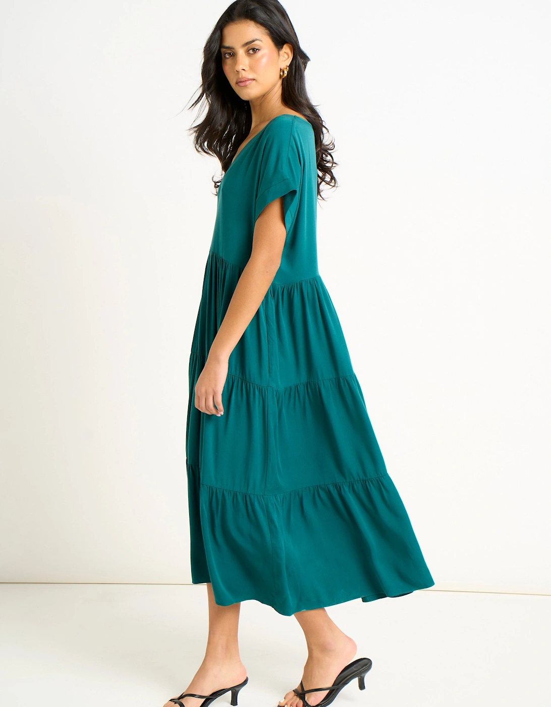 Green V Neck Pocket Smock Midi Dress
