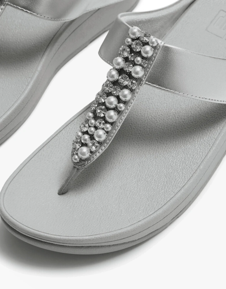 FINO PEARLS AND CRYSTAL Womens Toe-Post Sandals Silver