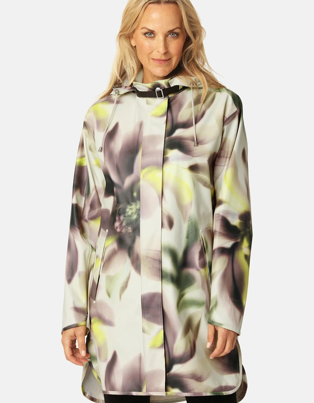 Rain 51 in photoristic flower