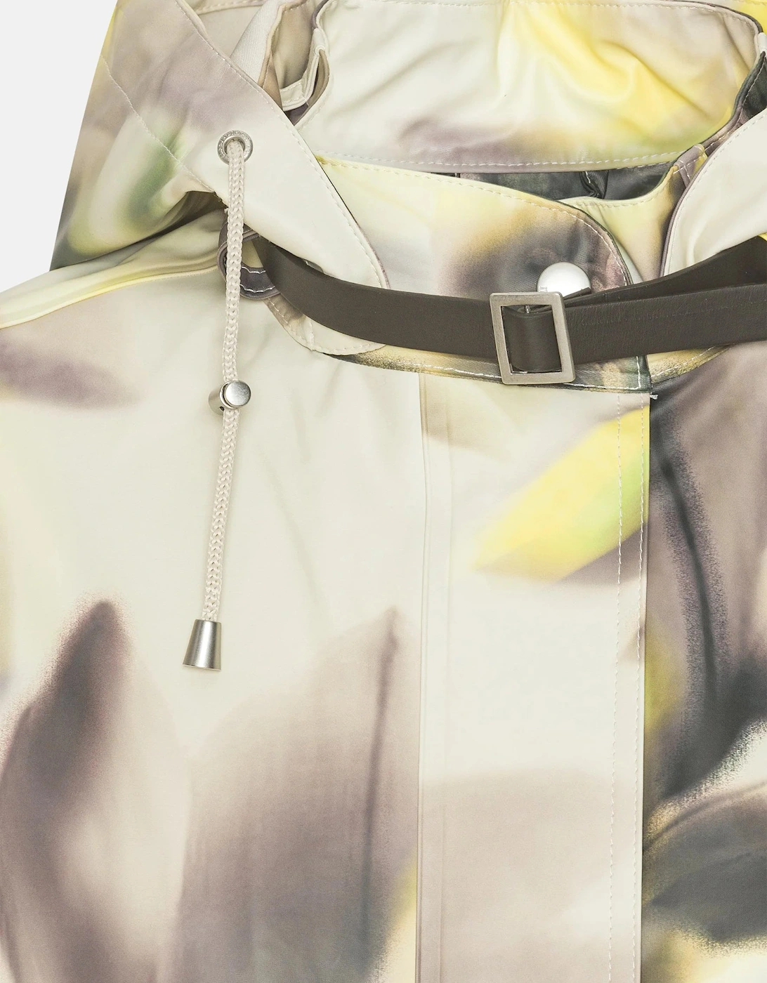 Rain 51 in photoristic flower