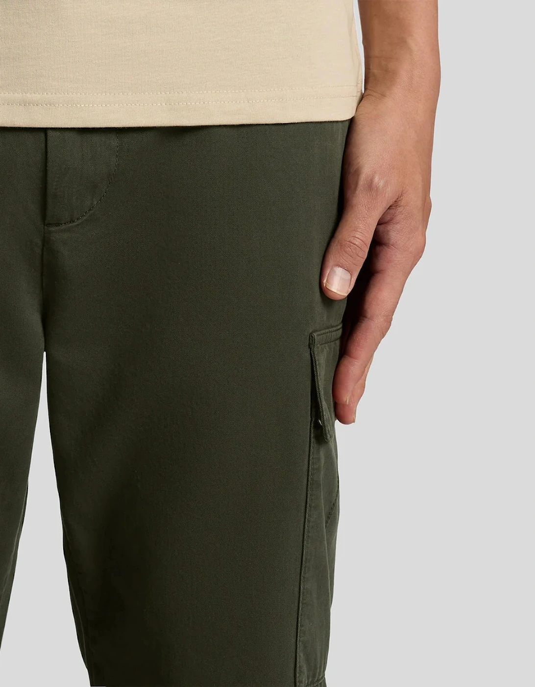 Lyle & Scott Regular Fit Cargo Pocket Trousers - Olive