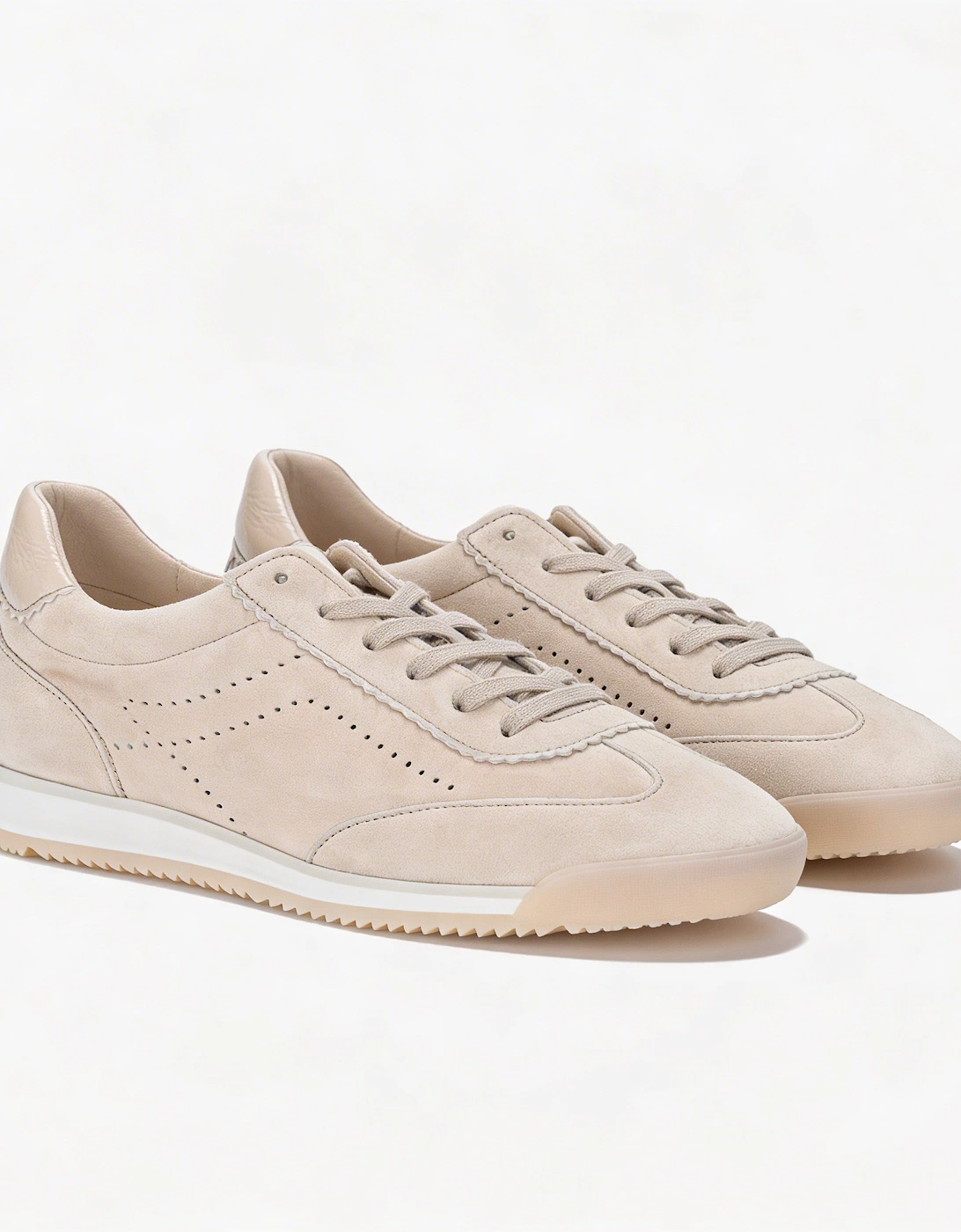 NOVICE Womens Court Trainers Cream