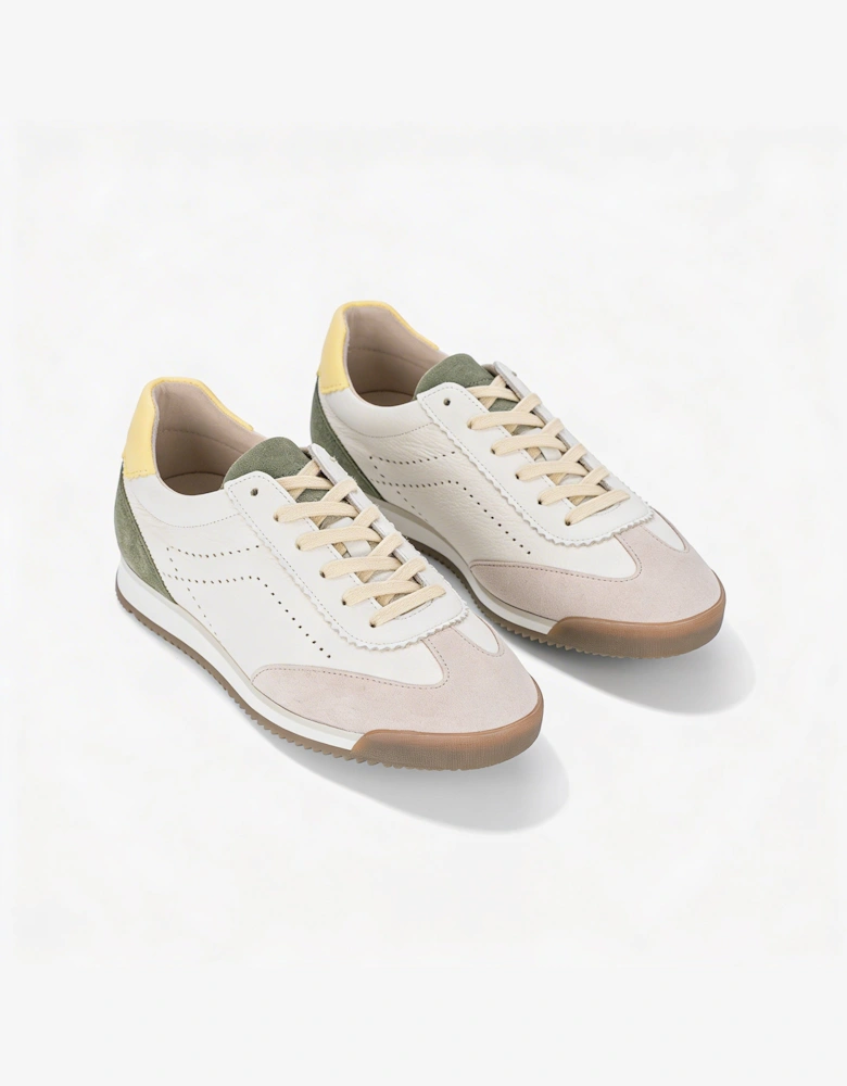 NOVICE Womens Court Trainers WHITE