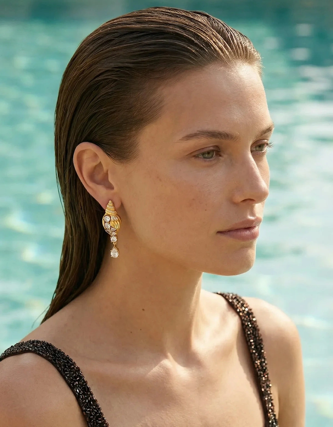 Mercenaria Earrings Gold