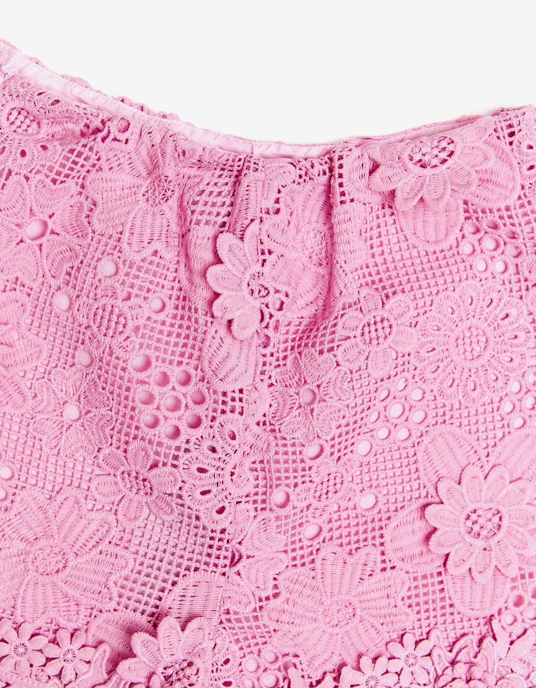 BCBGMAXAZRIA Girls Floral Lace Shorts in Pink