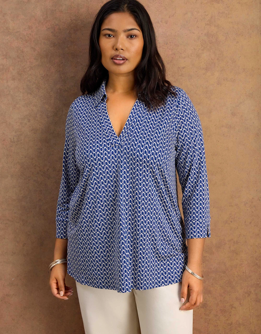 Blue Geo Print 3/4 Sleeve Collared V-Neck Jersey Top