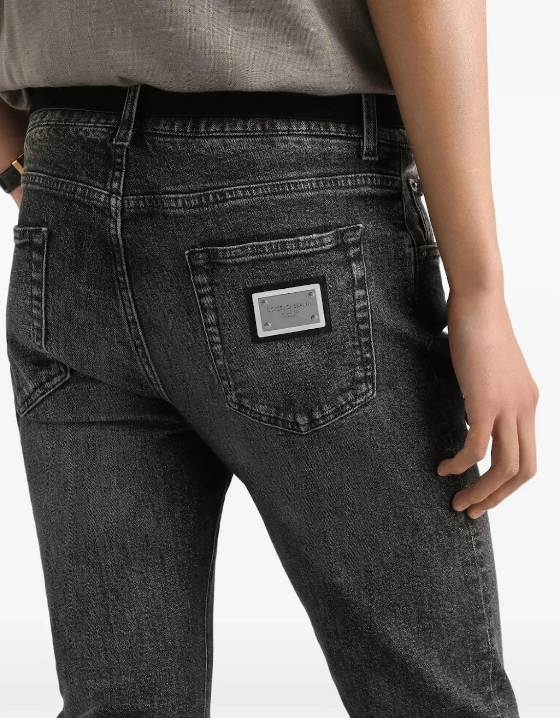 VINTAGE WASH PLAQUE JEANS