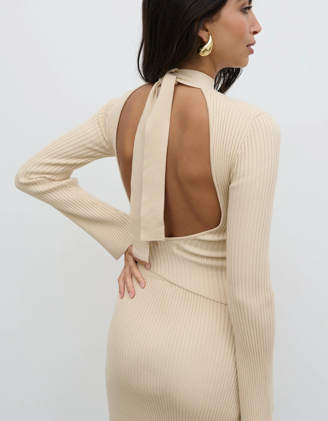 Lakelyn Backless High Neck Knit Top - Beige
