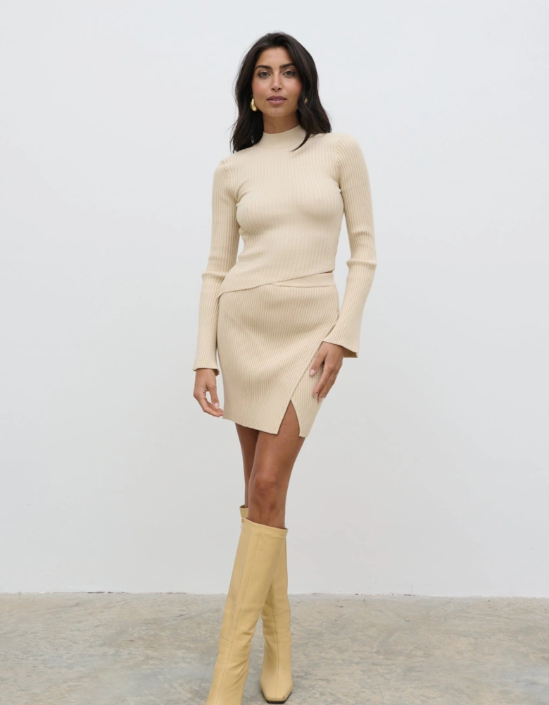 Lakelyn Backless High Neck Knit Top - Beige