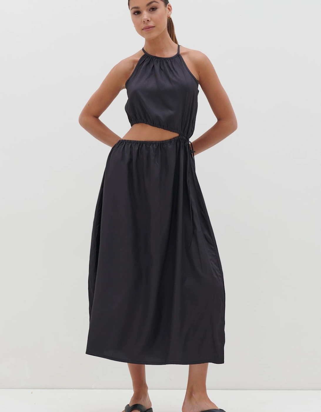 Fleur Cut Out Midaxi - Black