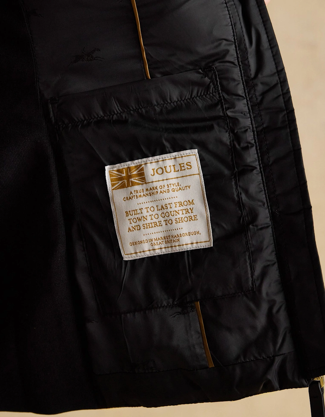 BRAEMAR LUXE GILET Womens Gilets Black