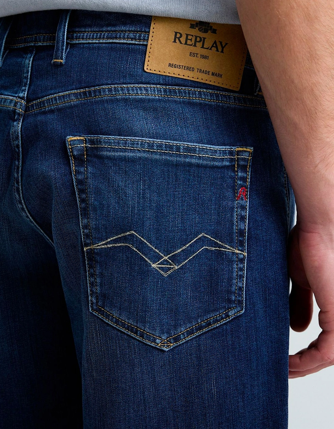 Replay Grover Straight Fit Stretch Denim Shorts M1072.685.192.009
