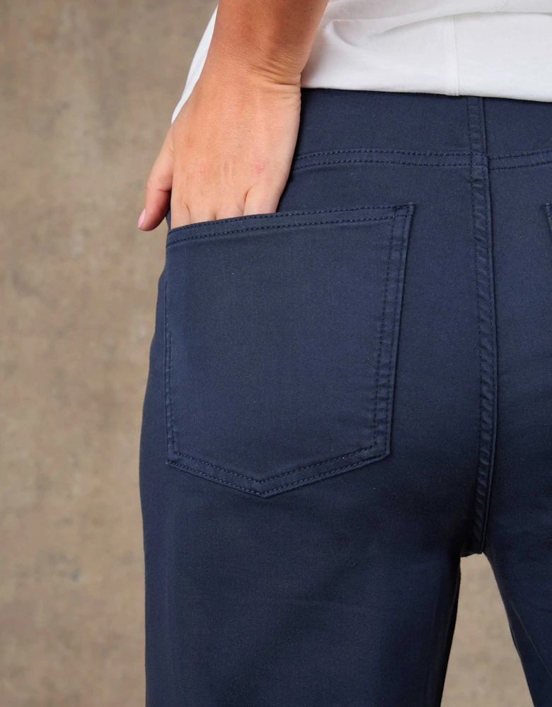 Navy Cropped Jegging