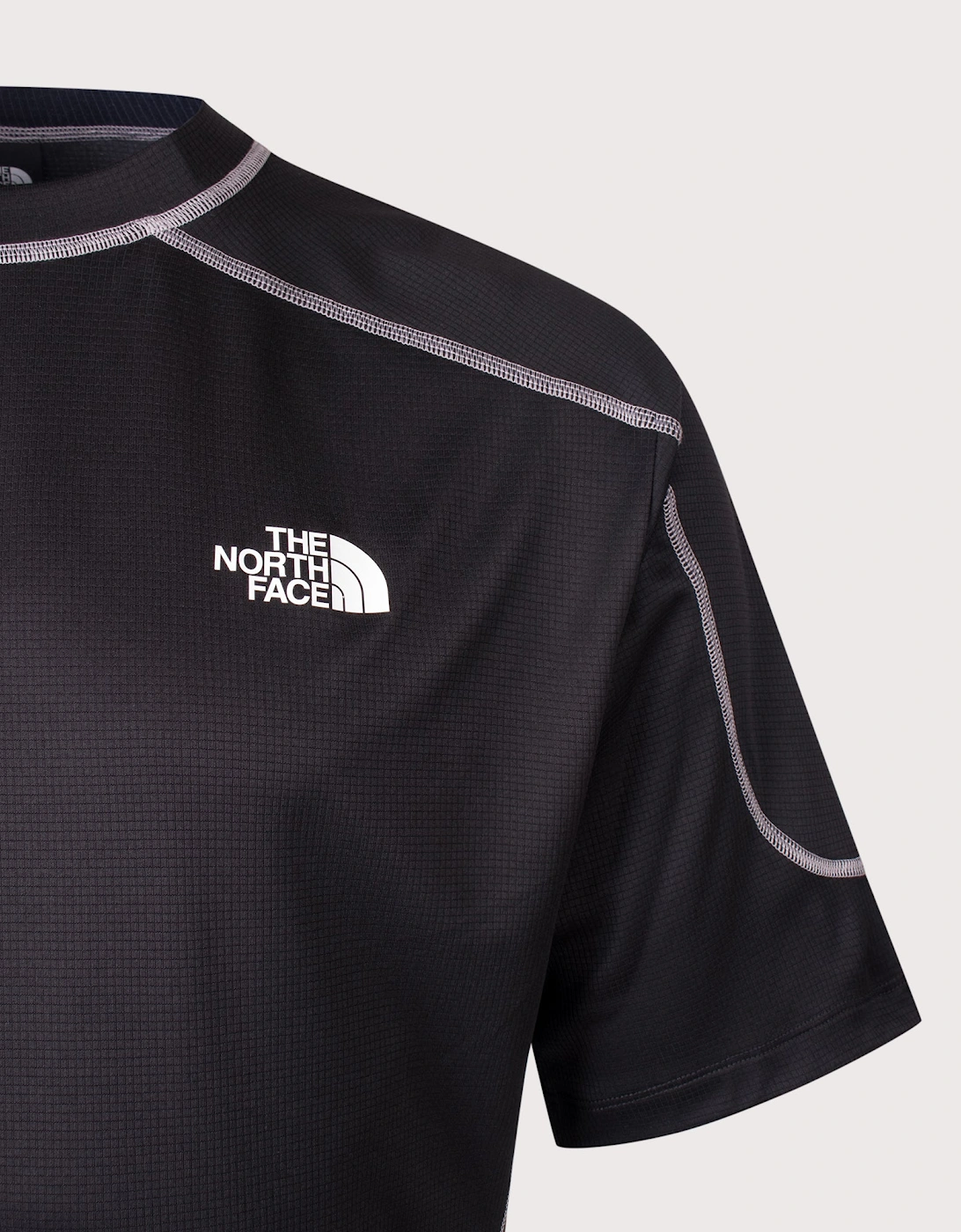 Relaxed Fit NSE Lightrange™ T-Shirt