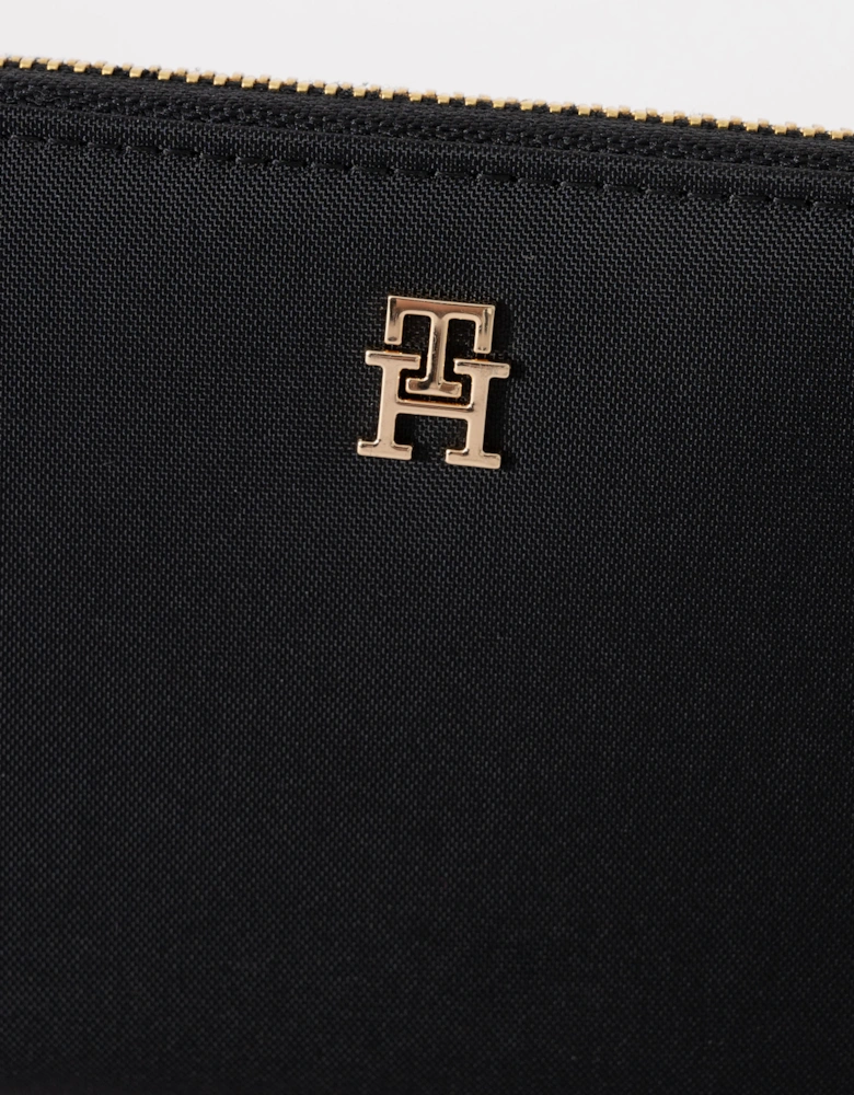 Tommy Hilfiger Popette Large Nylon Womens Zip Purse - Black