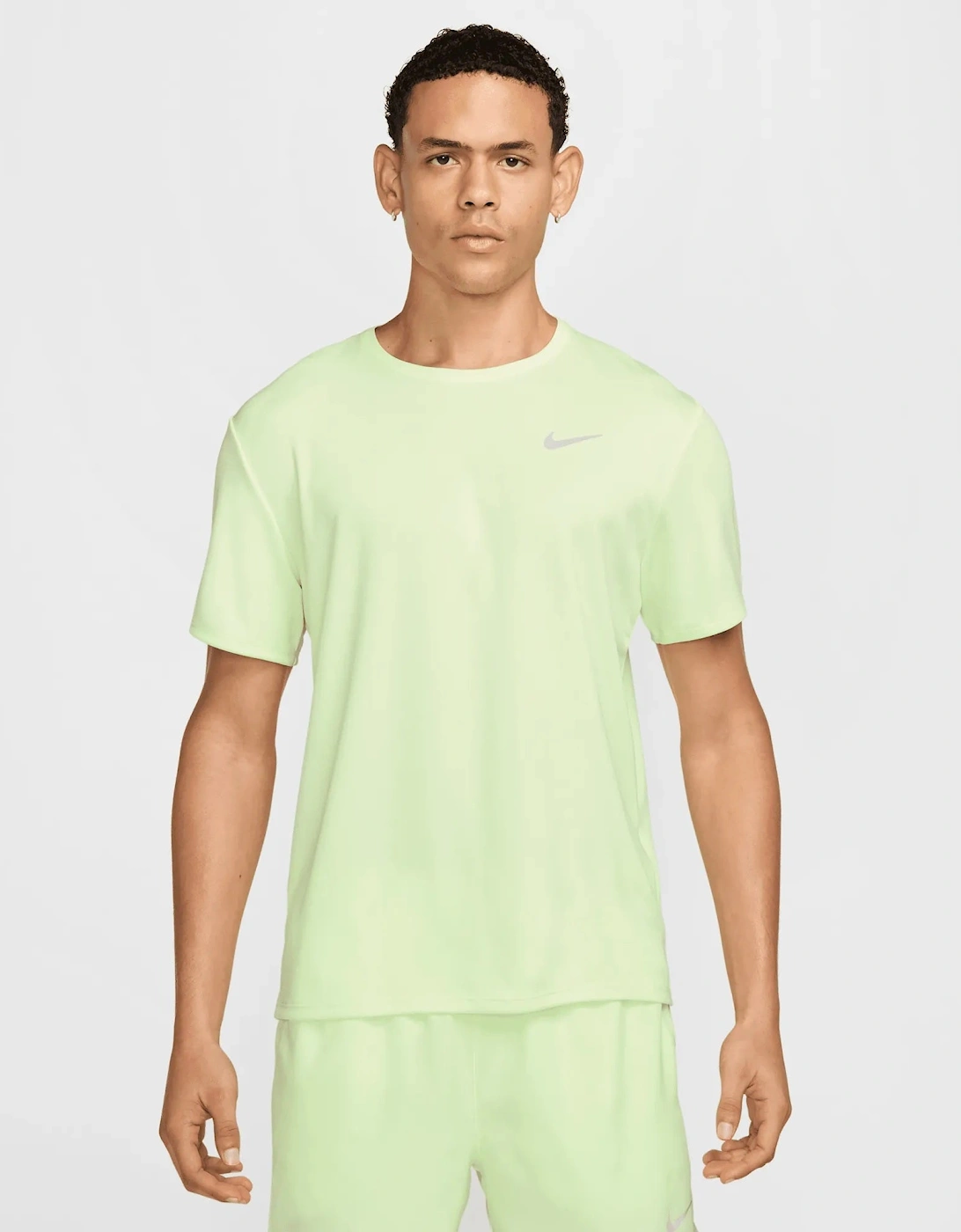 Nike Men's Green Miler Dri Fit T-Shirt Bright Lime  42 Xl