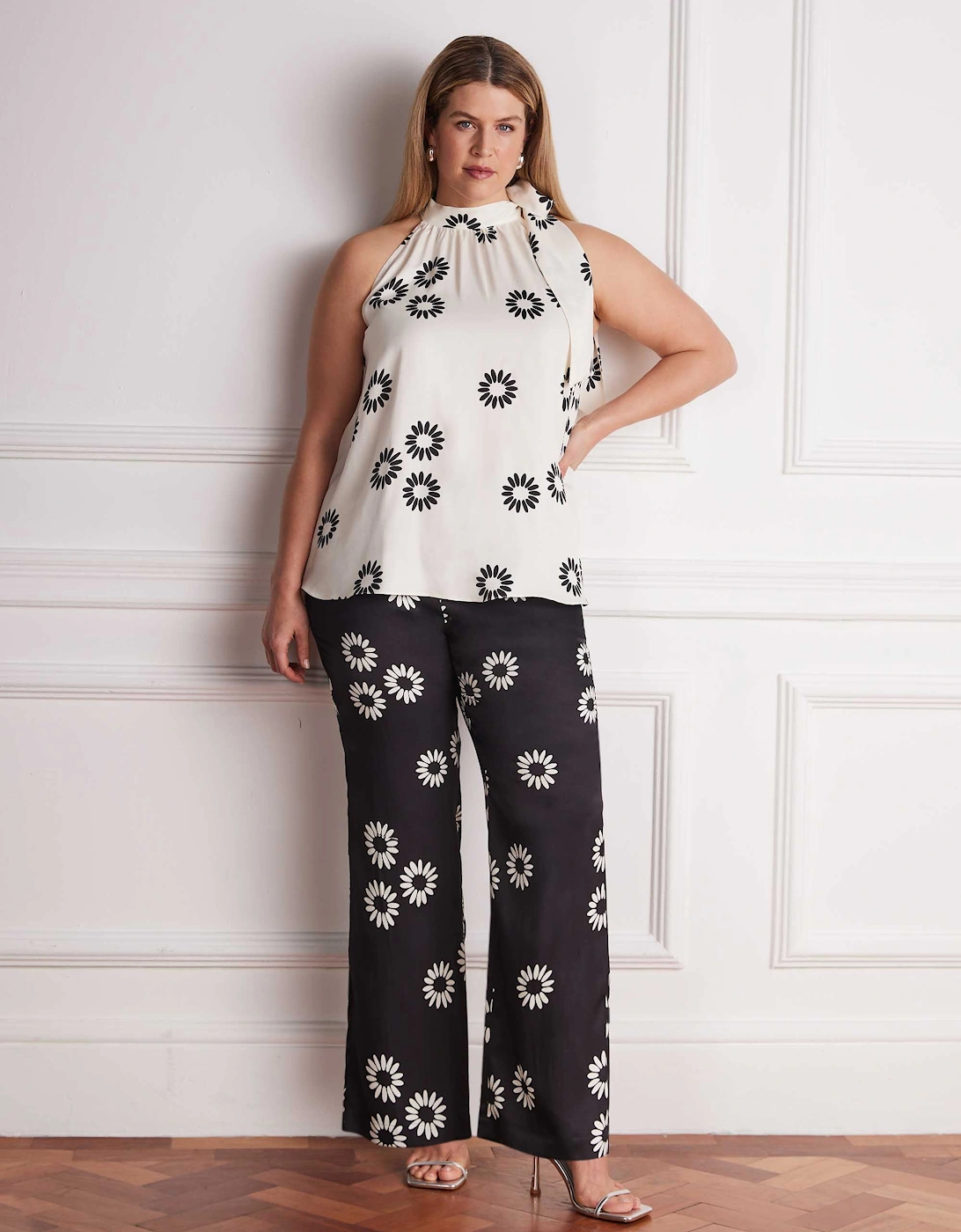 Black Floral Print Straight Leg Trouser