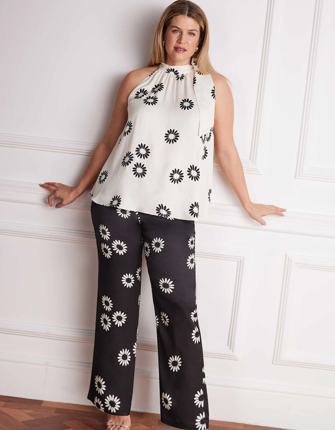 Black Floral Print Straight Leg Trouser
