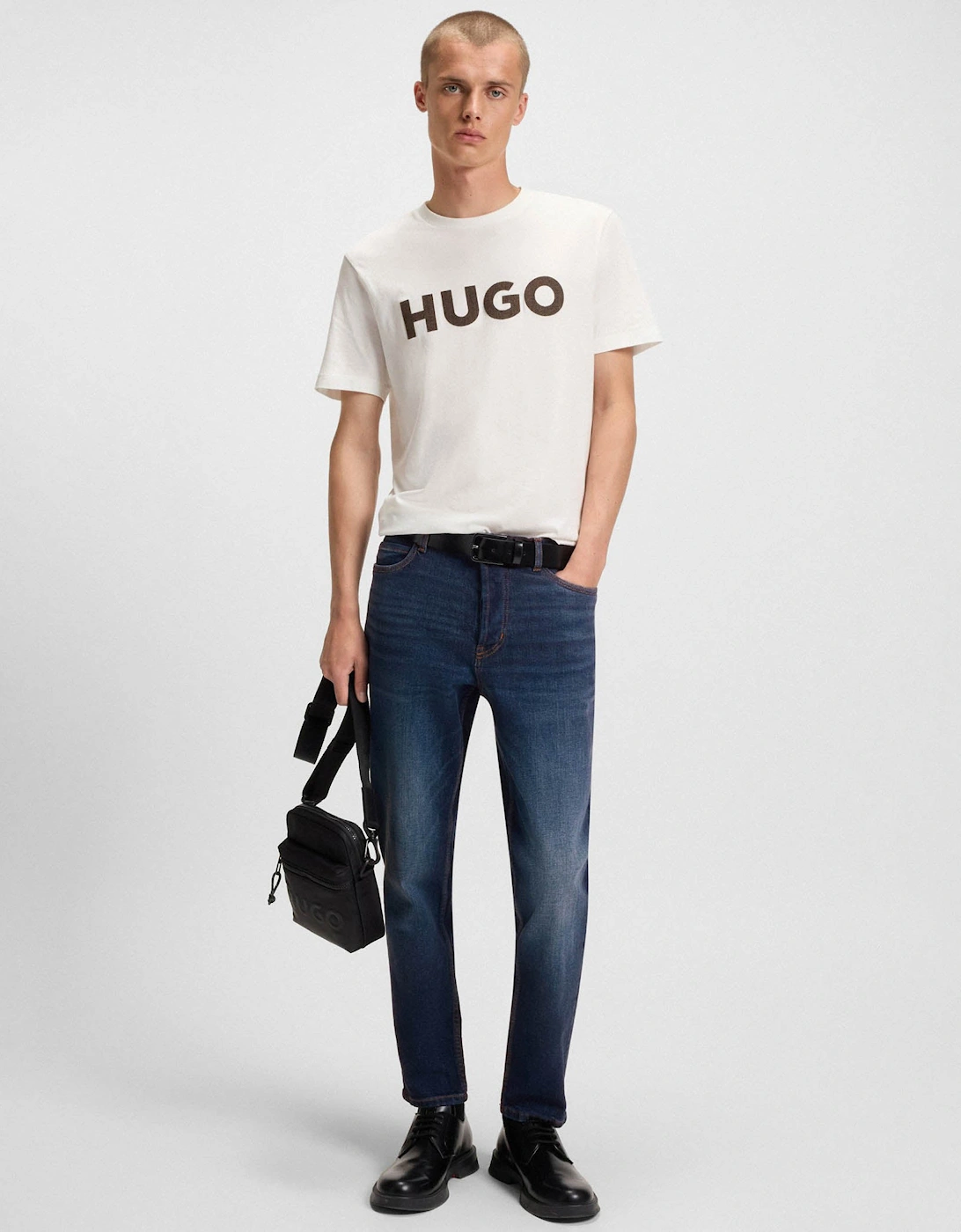 HUGO 634 Mens Tapered-Fit Jeans in Stretch Denim - Dark Blue 409