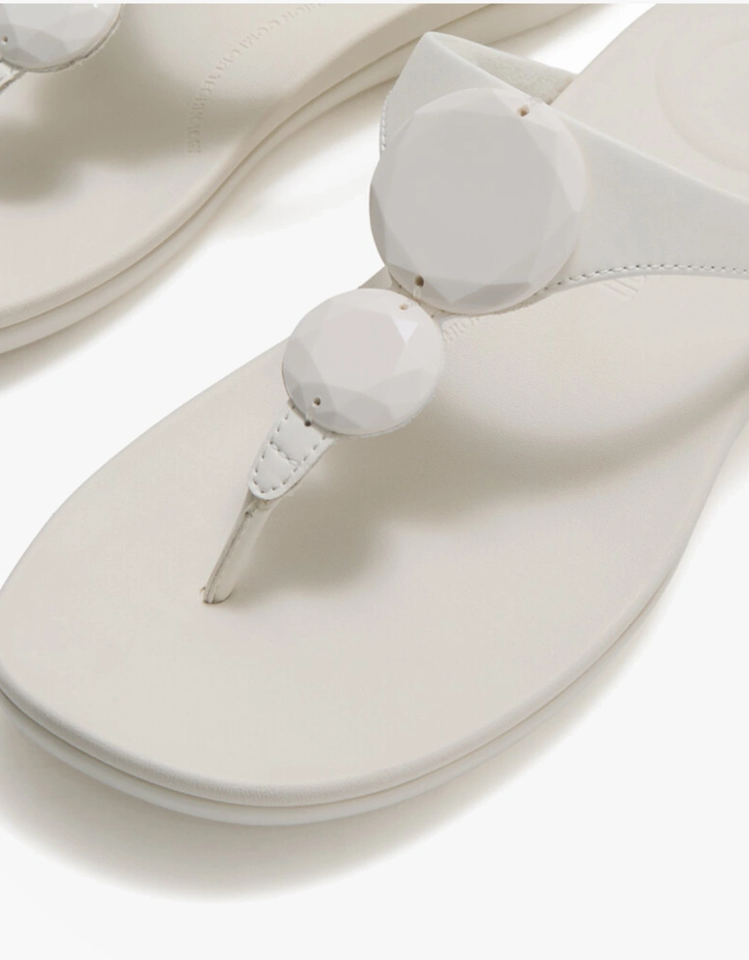 FitFlop SOLAY GLOSSY Womens Flip-flops Cream