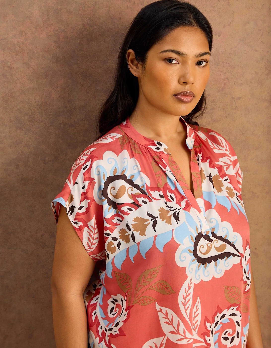 Petite Coral Paisley Print Short Sleeve Top