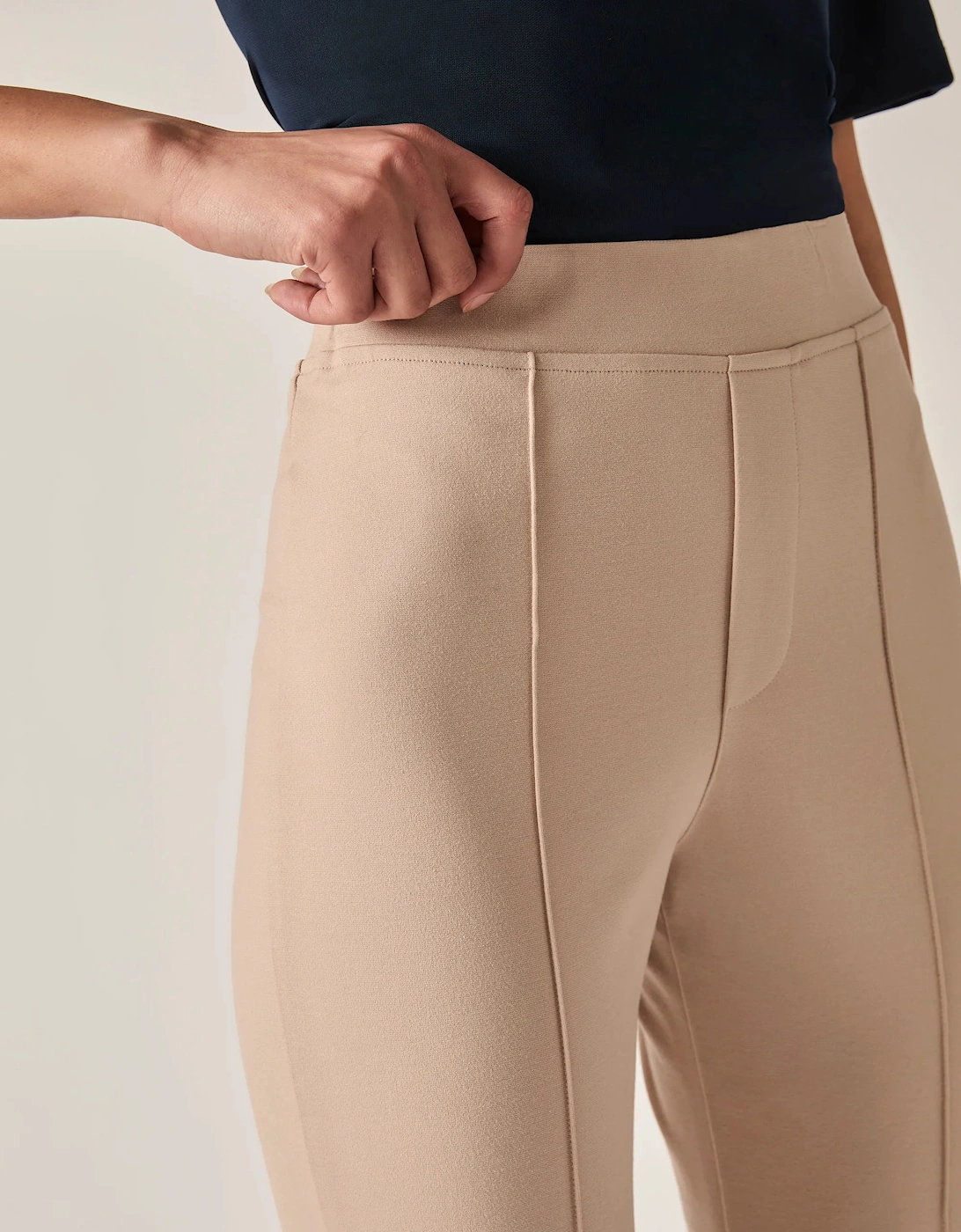 Cigarette Trousers Beige